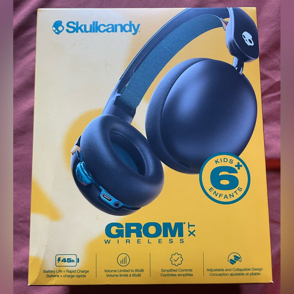 Skullcandy Grom Wireless Headphones - Black and Blue